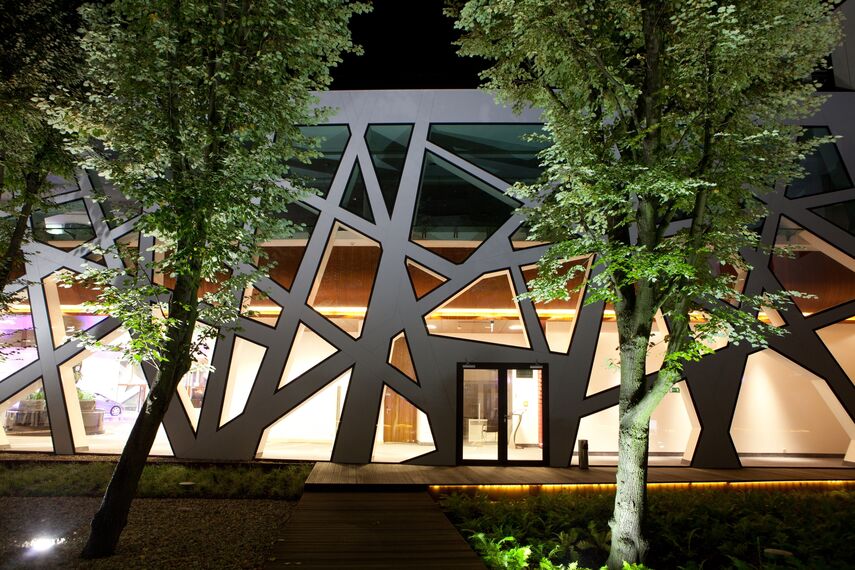 ConceptWall 50 Façades, ConceptSystem 77 Windows, ConceptSystem 59Pa Windows and CW 50-SC Façades - Narvil Hotel located in Serock, Poland