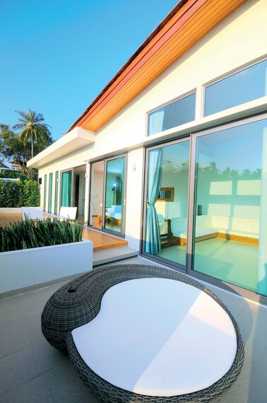 CP 96 Sliding & Folding, ConceptSystem 59Pa Doors and ConceptSystem 59Pa Windows - Villa Eva Beach Resort located in Phuket, Thailand