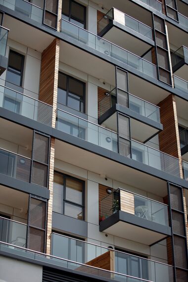 ConceptPatio 130 Sliding & Folding - Apartmentcomplex Greenwich Peninsula located in Greenwich, United Kingdom