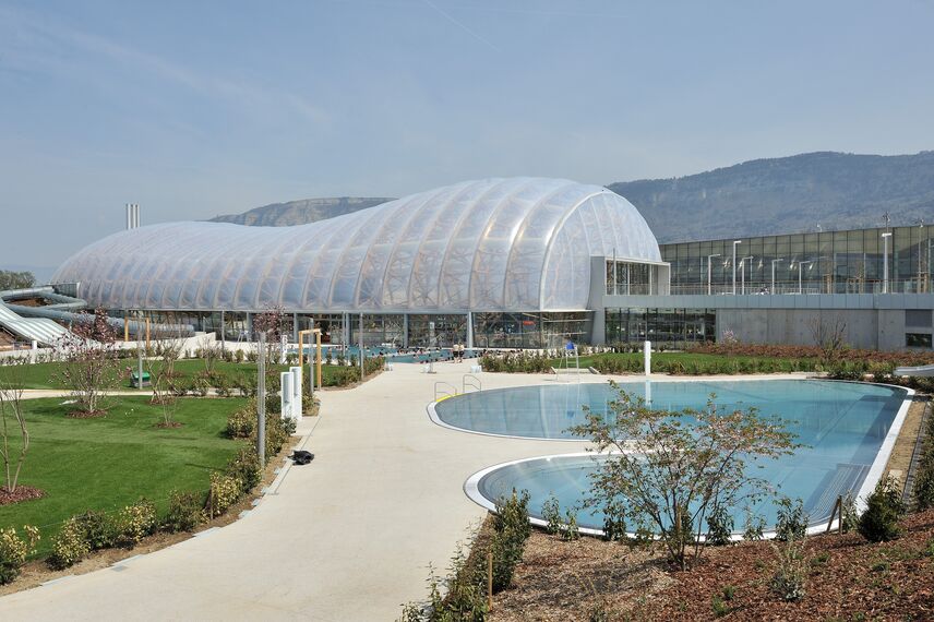 ConceptWall 50 Façades - Swimming pool Vitam' Parc Neydens located in Neydens, France