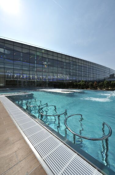 ConceptWall 50 Façades - Swimming pool Vitam' Parc Neydens located in Neydens, France