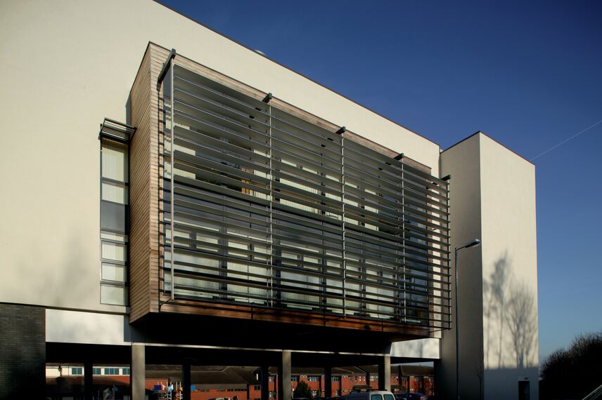 BriseSoleil 100 Solar Shading - Derby City Hospital located in Derby, United Kingdom