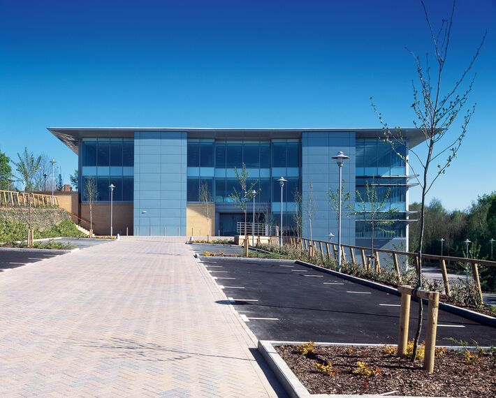 ConceptWall 50 Façades - Office building Vertex (Chineham Court) located in Basingstoke, United Kingdom