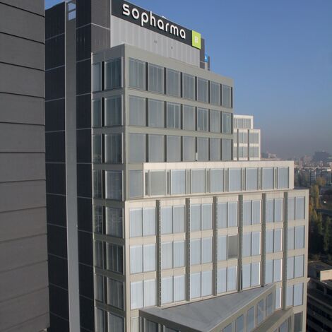 CS 86-HI (c) Cancelled Systems, CW 86 Standard Façades and CW 86-EF Façades - Business center Sopharma Litex Business Towers located in Sofia, Bulgaria