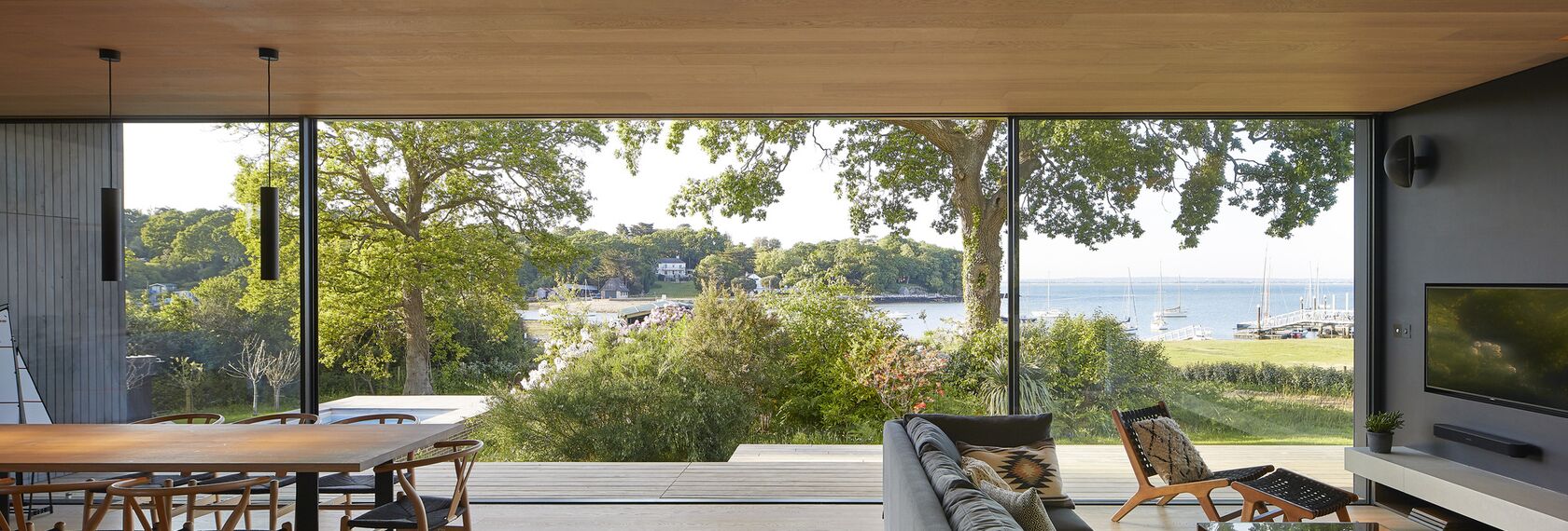 HiFinity Sliding & Folding - House Island Rest located in Isle of Wight, United Kingdom