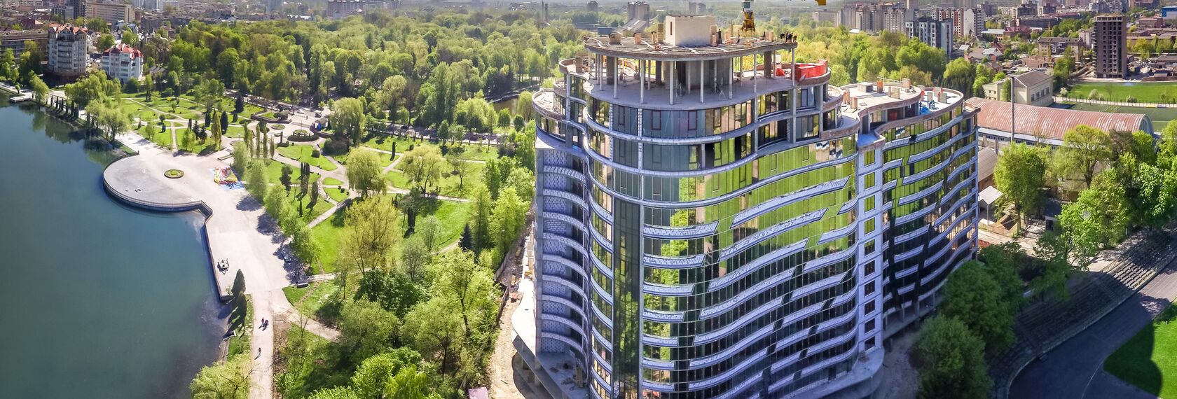 MasterLine 8-HI Doors and CW 50-HI Façades - Parus located in Ivano-Frankivsk, Ukraine