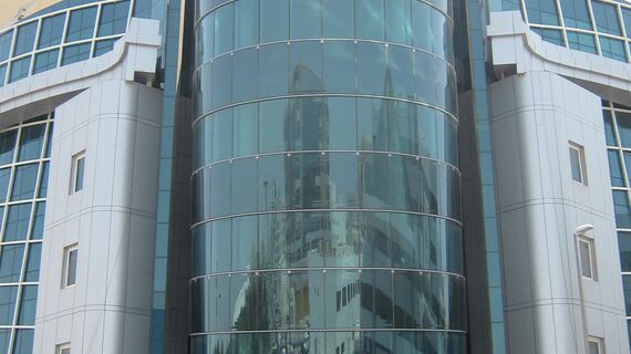 CP 50 Sliding & Folding and ConceptWall 50 Façades - Office building Al Gurg Office Tower located in Dubai, United Arab Emirates