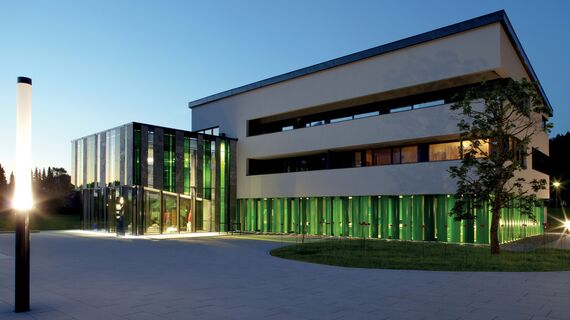 BriseSoleil 100 Solar Shading - Community centre Breitenwang Community Centre located in Breitenwang, Austria